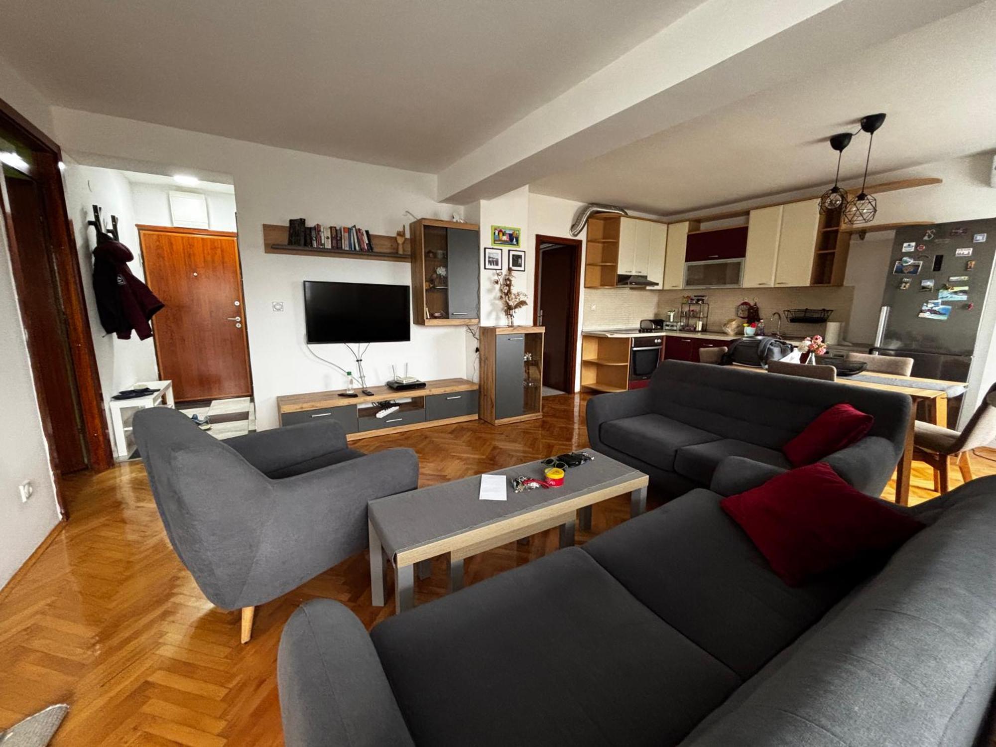 Central Skopje Apartment Екстер'єр фото