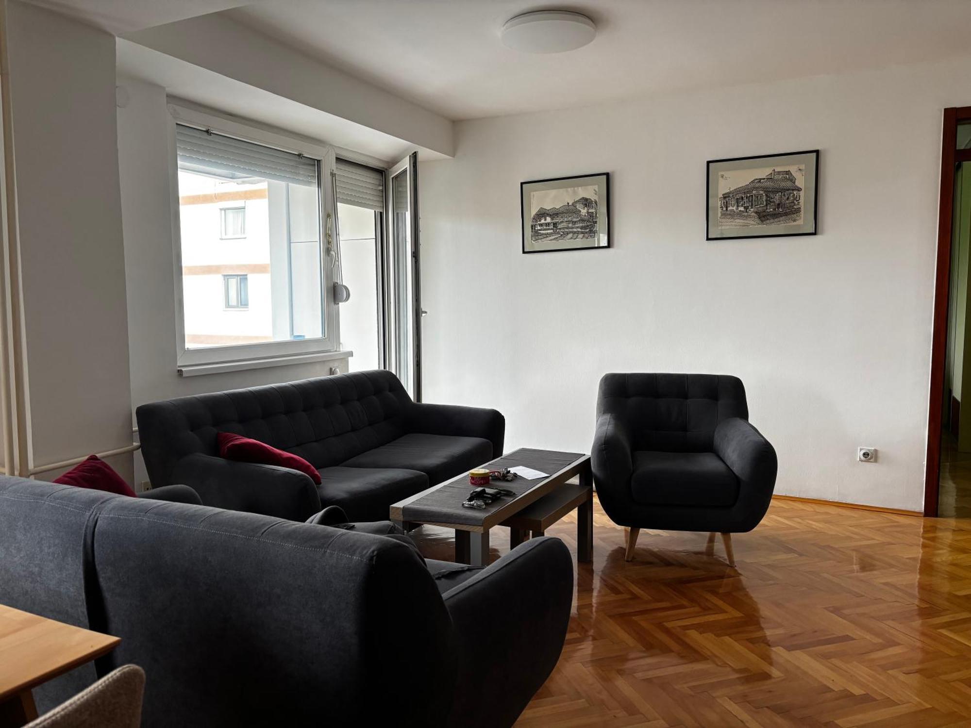 Central Skopje Apartment Екстер'єр фото